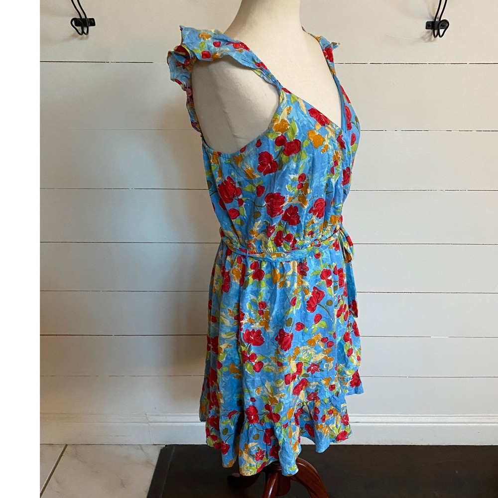 LC Lauren Conrad Summer Picnic Blue Red Floral Faux‎ Wrap Ruffle Dress M EUC - Picture 16 of 16